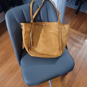 Margot shoulder tote